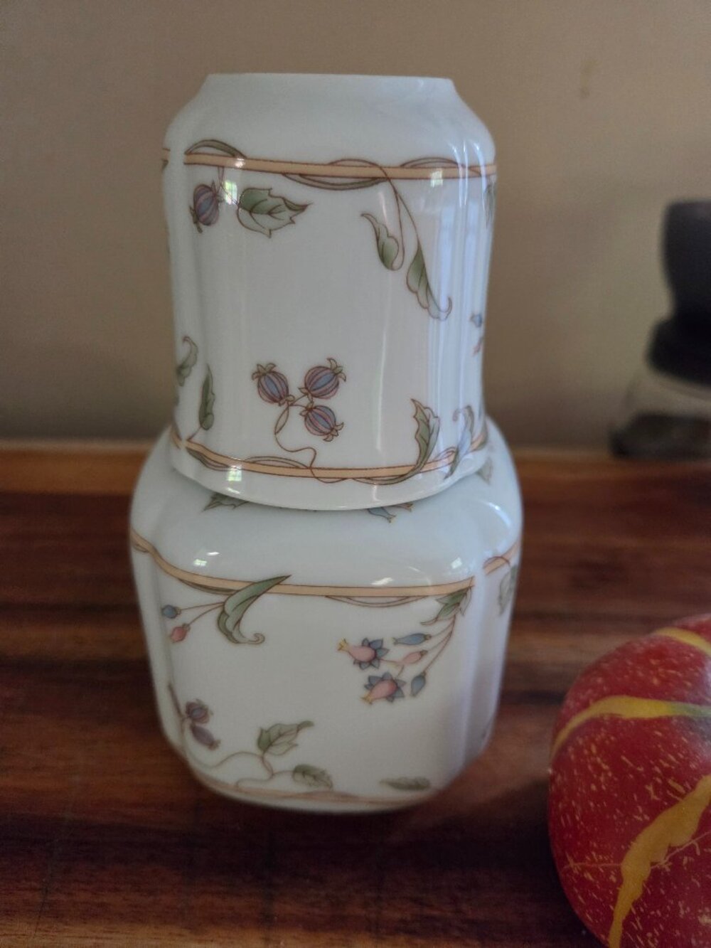 Andrea by Sadek bedside carafe and cup for water floral design